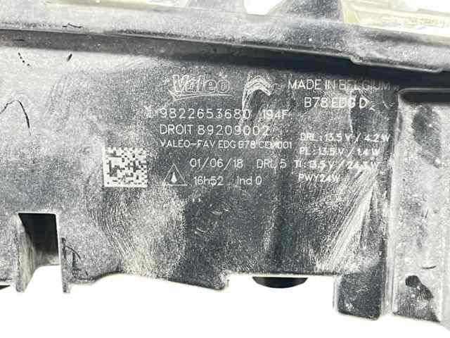 Luzes máximas direitas 9822653680 PEUGEOT