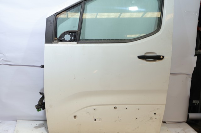 Porta dianteira esquerda para Citroen Berlingo K9