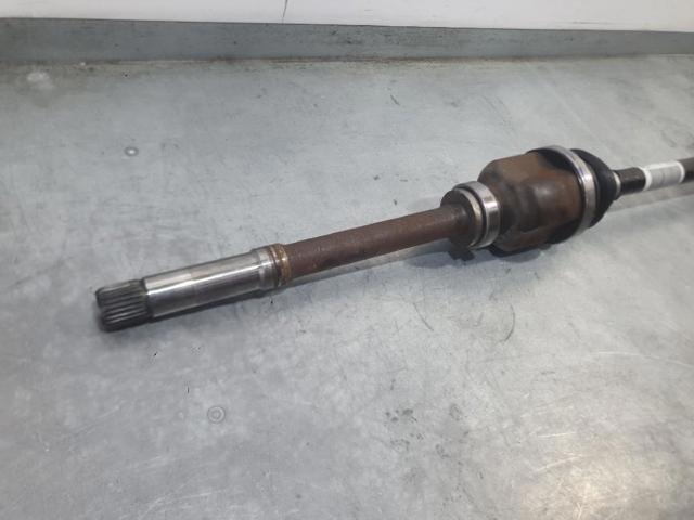 Semieixo (acionador) dianteiro direito 9824359680 OPEL