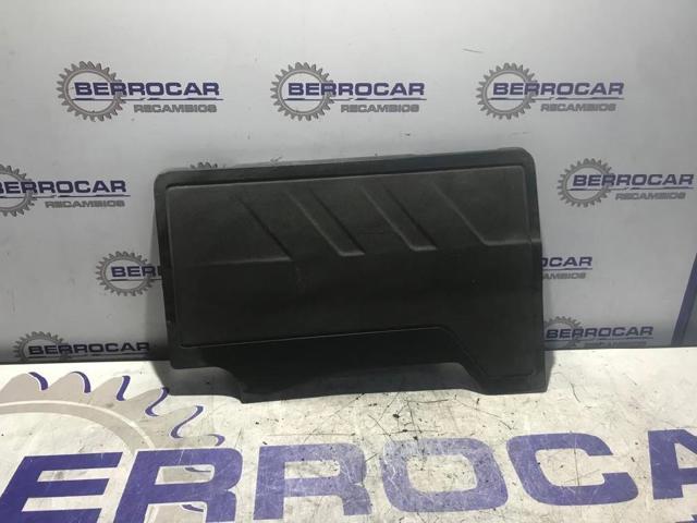 Tampa de motor decorativa 9825492380 PEUGEOT
