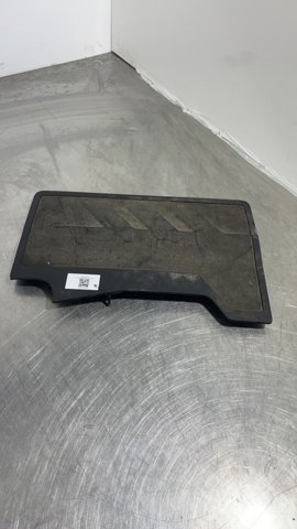 Tampa de motor decorativa 9825492380 PEUGEOT