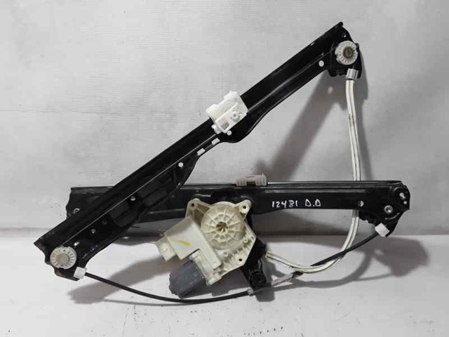 Mecanismo de acionamento de vidro da porta dianteira direita 9826079480 PEUGEOT