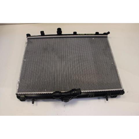 Radiador de esfriamento de motor 9827174680 OPEL