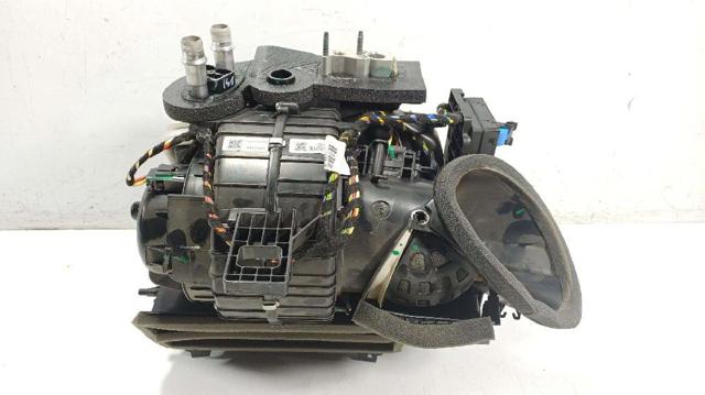  para Peugeot 2008 II ()