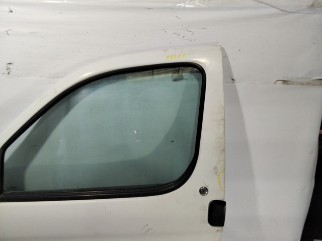 Porta dianteira esquerda 9846222280 PEUGEOT