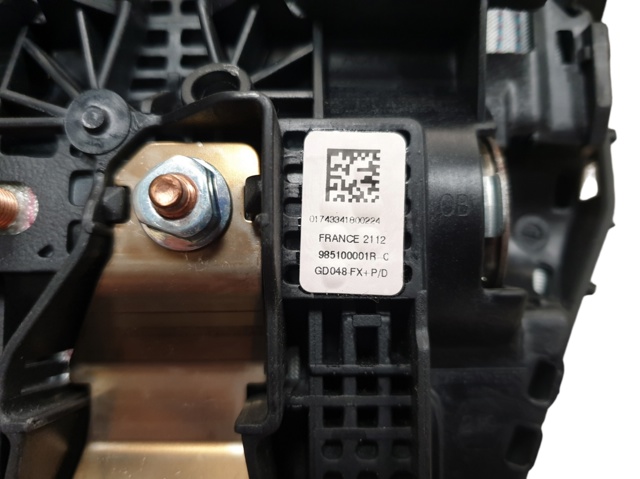985100001R Renault (RVI)