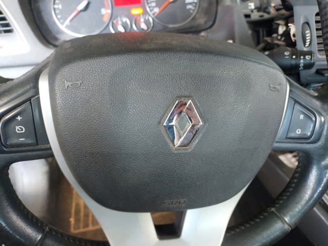 985100002R Renault (RVI)