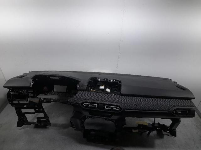 985701003R Renault (RVI)