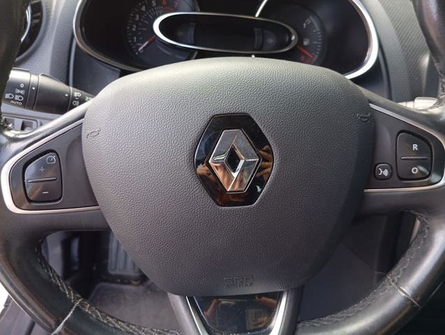 985706588R Renault (RVI)