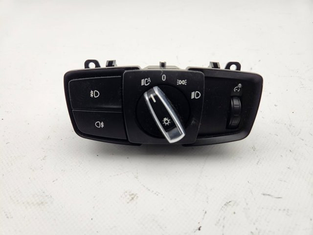 Comutador das luzes no "painel de instrumentos" 9865813 BMW