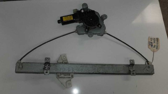 Mecanismo de acionamento de vidro da porta dianteira direita 9882002100 HYUNDAI
