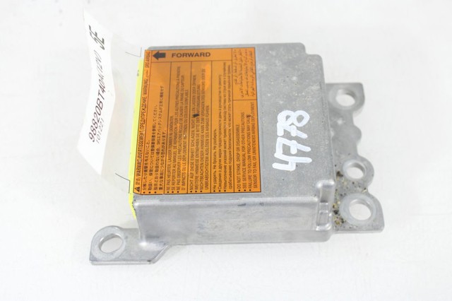 98820BT40A Nissan/Infiniti