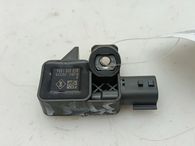 988300005R Renault (RVI)
