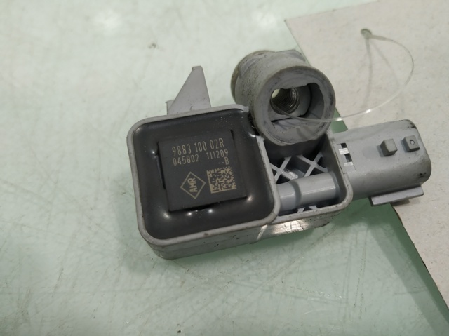 988310002R Renault (RVI)