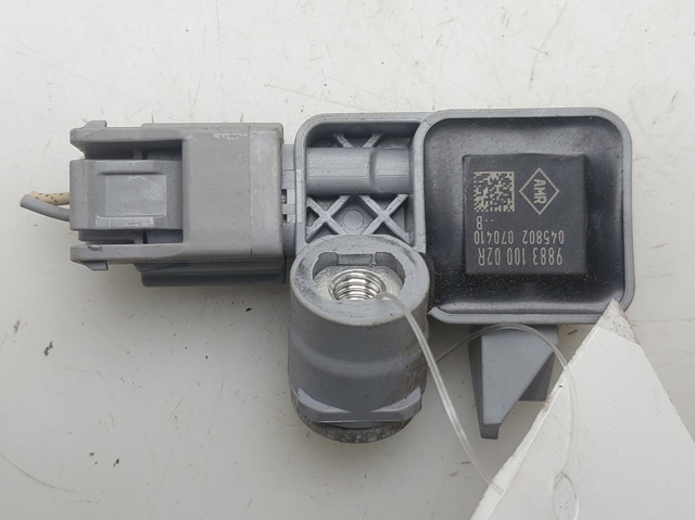 988310002R Renault (RVI)