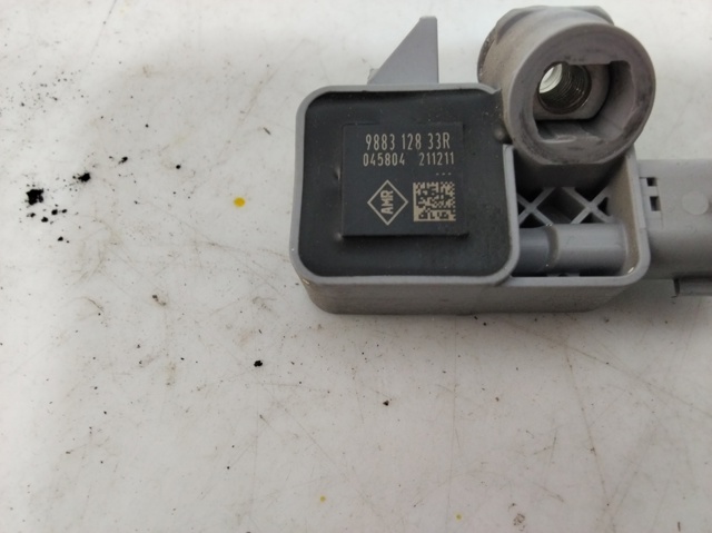 988312833R Renault (RVI)