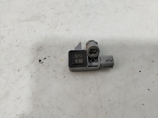 988312833R Renault (RVI)