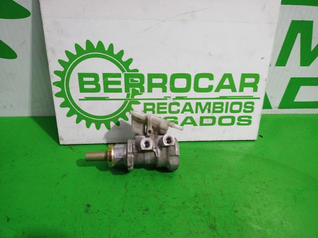 Cilindro mestre do freio 98AB2B507CA FORD