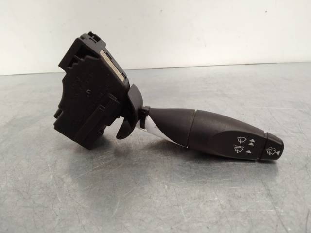 98AG17A553AC Ford