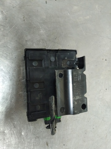 98AP19A366AB Ford