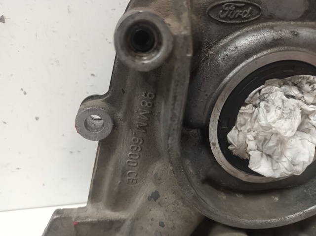 Bomba de óleo 98MM6600CE FORD