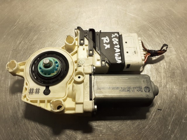 Motor de acionamento de vidro da porta traseira direita 993425200 VAG