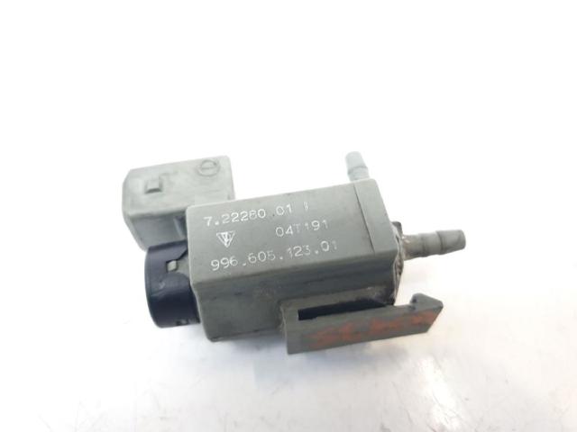Válvula de comutação do sistema de fornecimento de ar 99660512301 PORSCHE