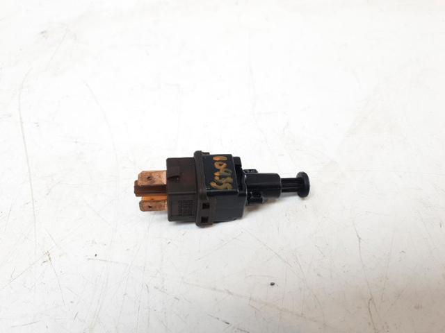 Sensor de ativação do sinal de parada 99661311101 PORSCHE