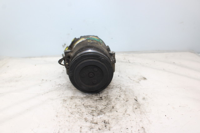 Compressor de aparelho de ar condicionado 9986181 OPEL