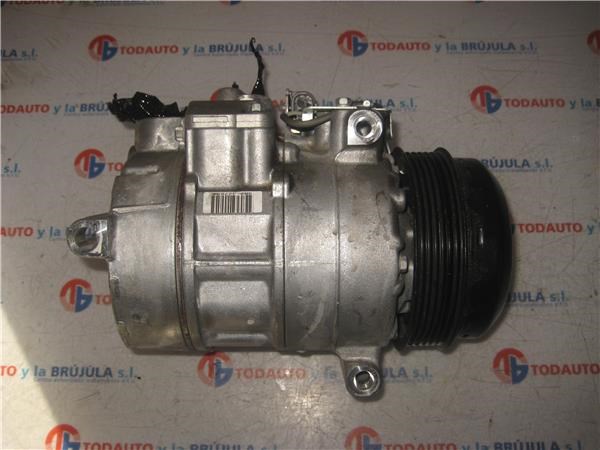 Compressor de aparelho de ar condicionado A0008302300 MERCEDES