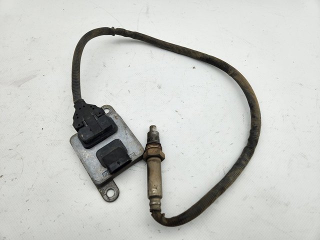 Sensor traseiro de óxidos de nitrogênio NOX A0009053503 MERCEDES