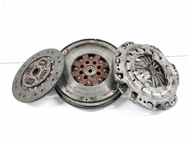 Disco de embraiagem A0012527205 MERCEDES