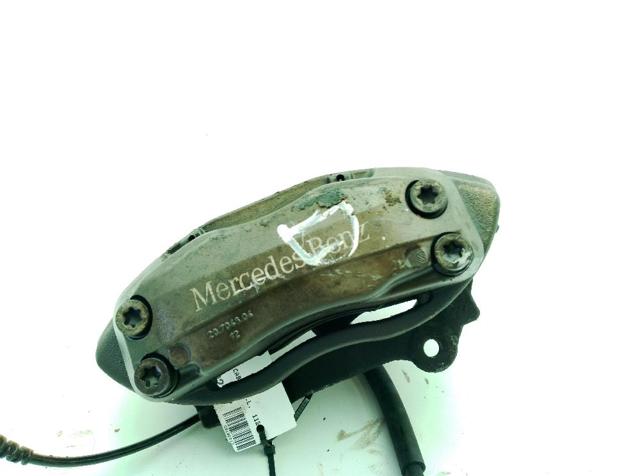 Suporte do freio dianteiro direito A0024202483 MERCEDES