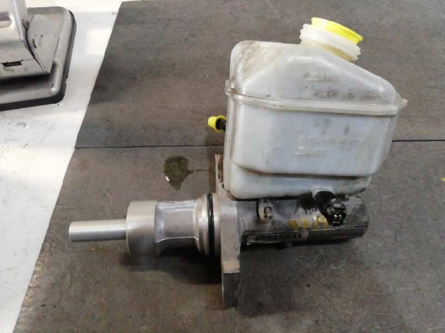 Tanque de cilindro mestre do freio (de fluido de freio) A0024314902 MERCEDES