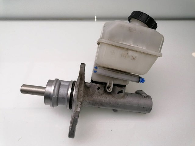 Tanque de cilindro mestre do freio (de fluido de freio) A0024315202 MERCEDES
