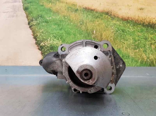 Motor de arranco A0051512001 MERCEDES