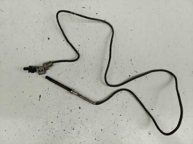 Sensor de temperatura dos gases de escape (GE), no catalisador A0051531028 MERCEDES