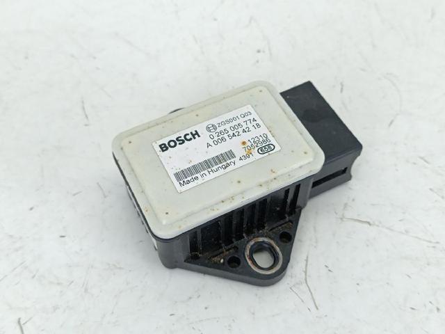 A0065424218 Mercedes