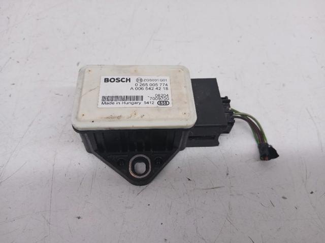 A0065424218 Mercedes