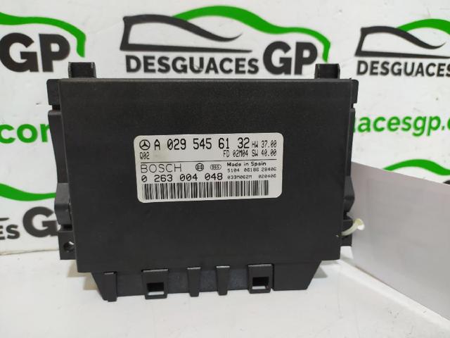 Módulo de direção (Centralina eletrônica) de motor A0295456132 MERCEDES