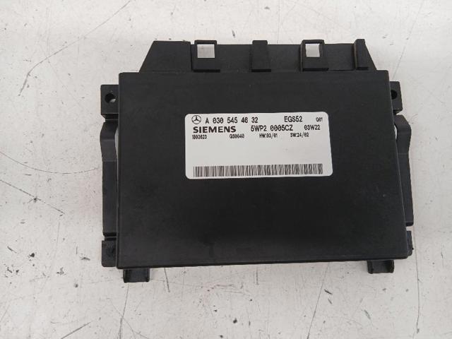 Regulador de revoluções de ventilador de esfriamento (unidade de controlo) A0305454632 MERCEDES