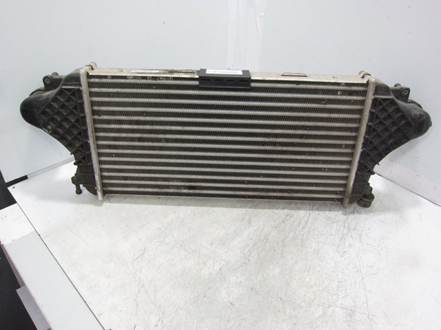 Radiador de intercooler A0995002800 MERCEDES