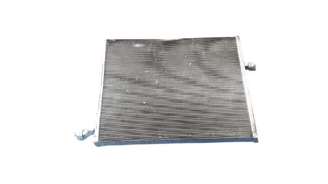 Radiador de esfriamento de motor adicional A0995003500 MERCEDES