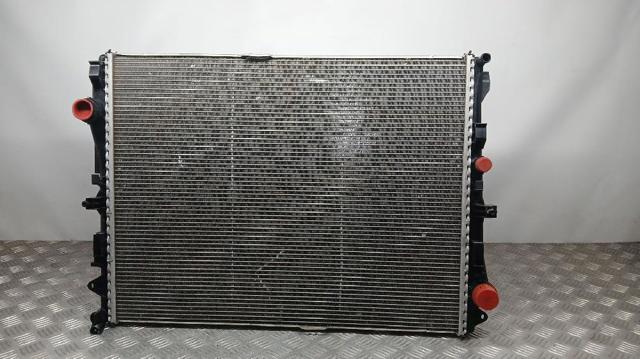 Radiador de esfriamento de motor A0995008800 MERCEDES