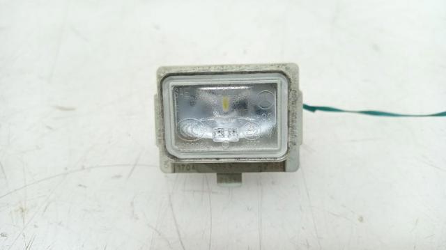 Lanterna da luz de fundo de matrícula traseira A0999067000 MERCEDES