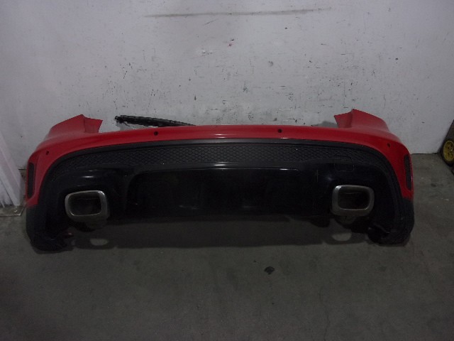 Pára-choque traseiro A15688043409999 MERCEDES