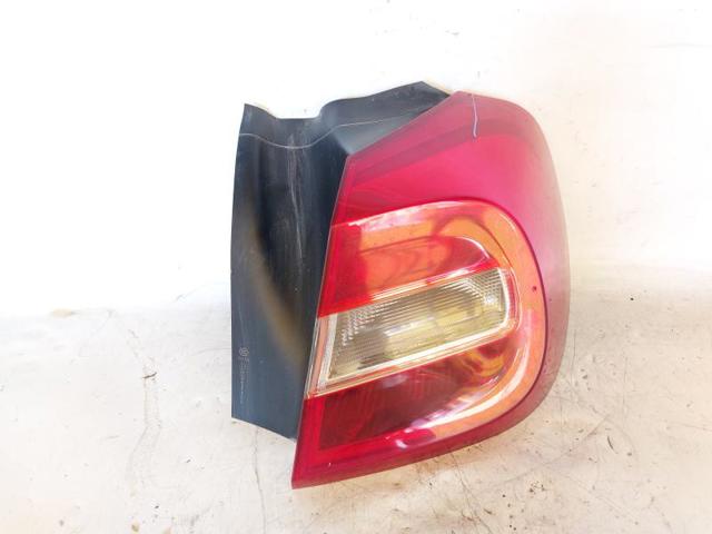 A1569060858 Mercedes