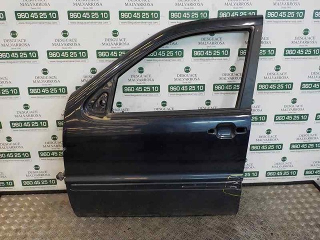 Porta dianteira esquerda A1637201505 MERCEDES