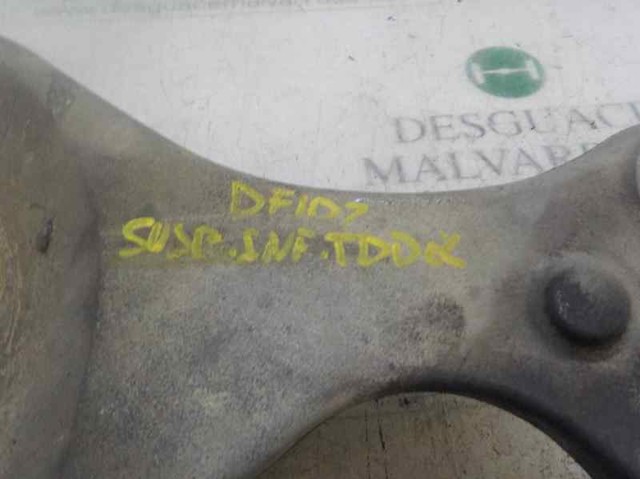 Braço oscilante inferior direito de suspensão traseira A1643500706 MERCEDES
