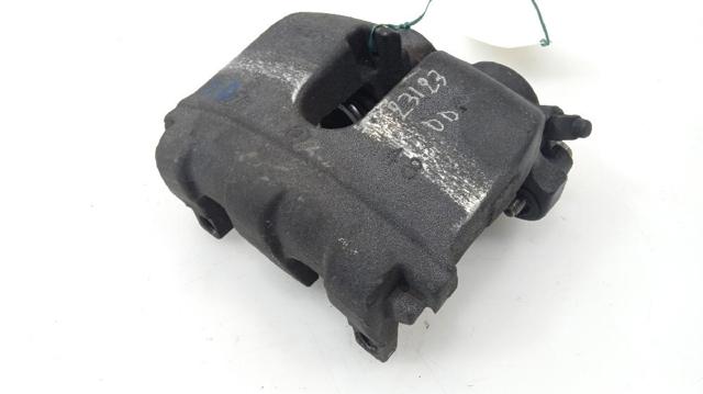 Suporte do freio dianteiro direito A1644202683 MERCEDES